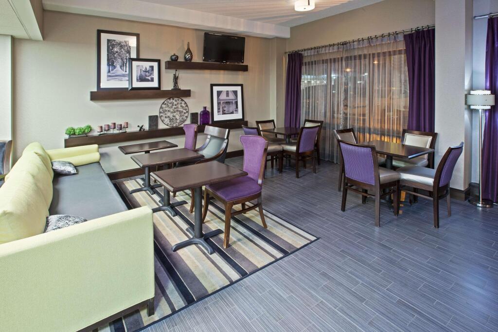 hotel image 8