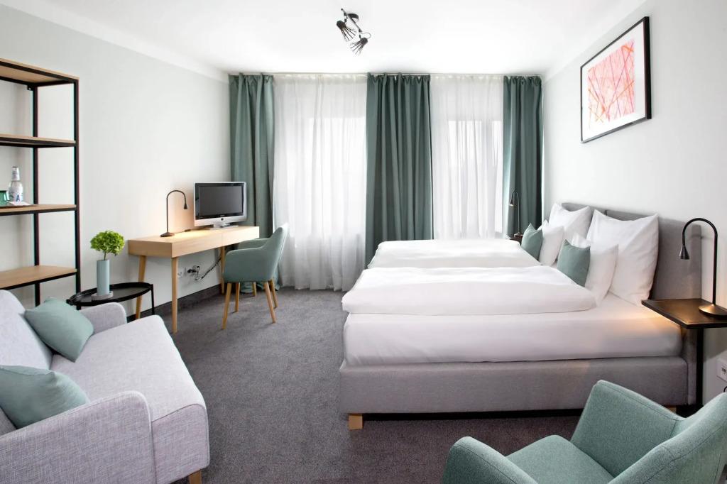 hotel image 13