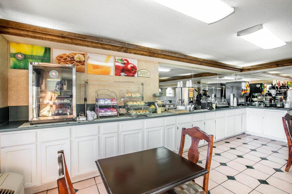 hotel image 12
