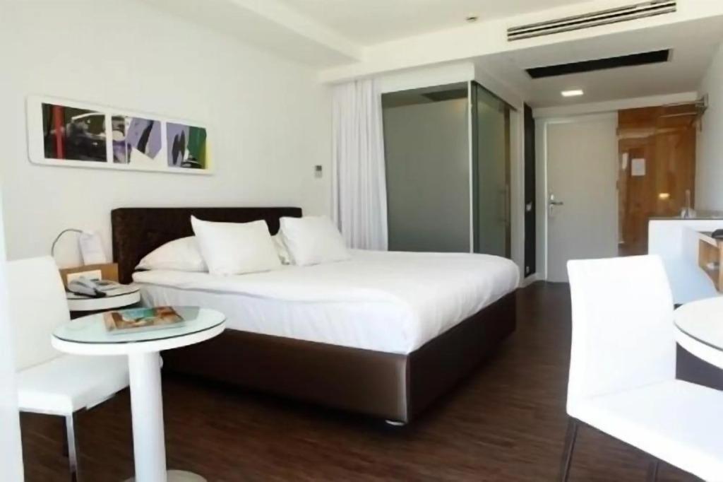 hotel image 16