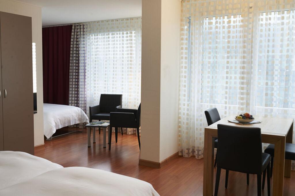 hotel image 9