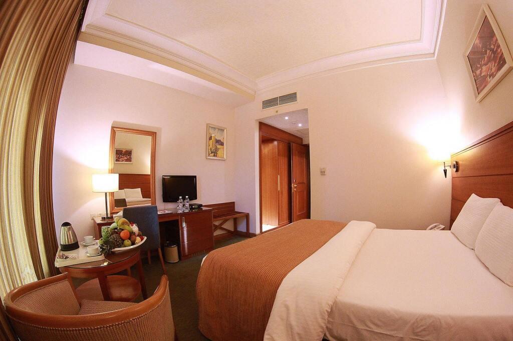 hotel image 13