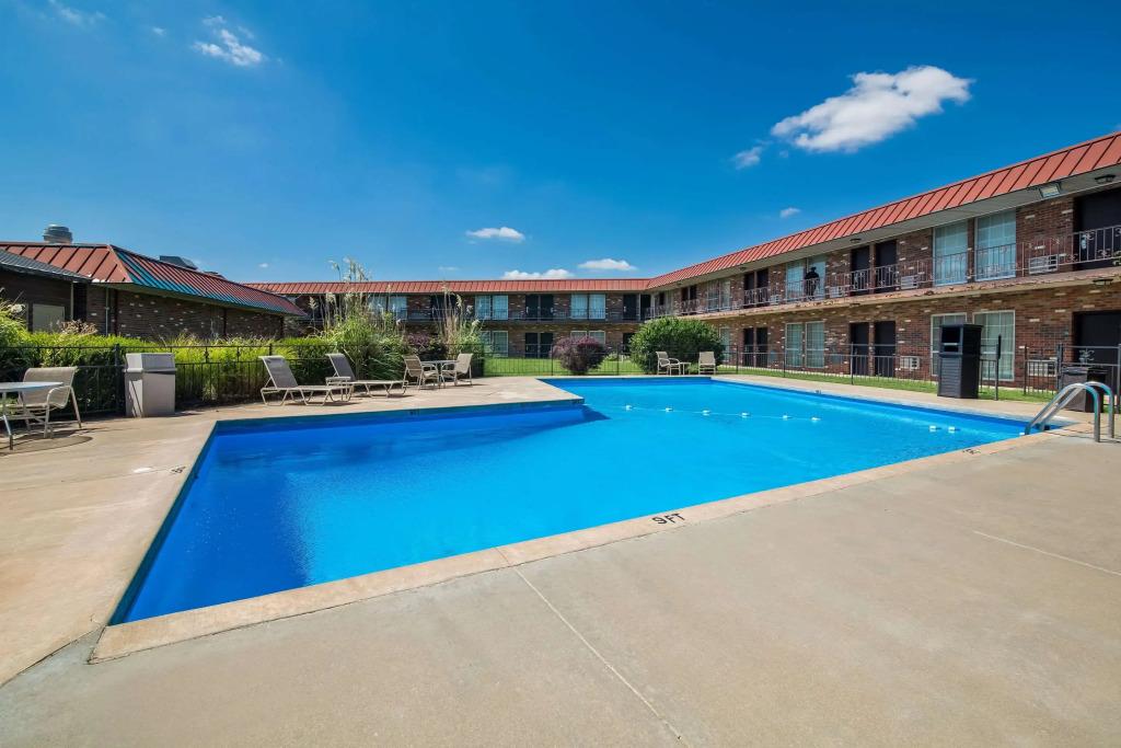 hotel image 16