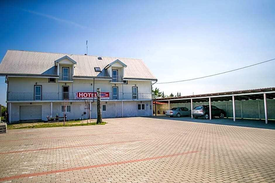 hotel image 10