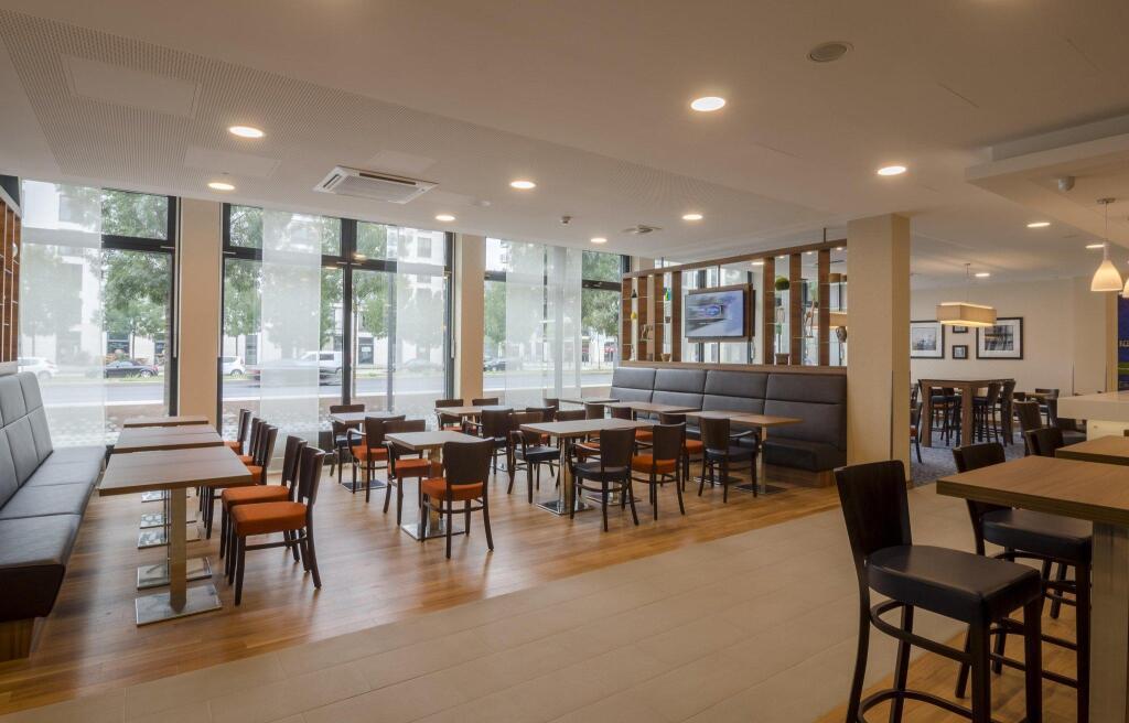 hotel image 18