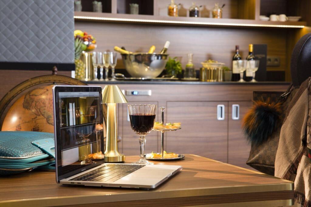 hotel image 12