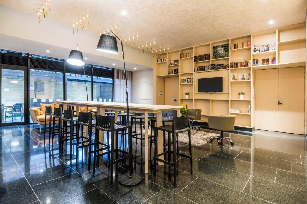 hotel image 13