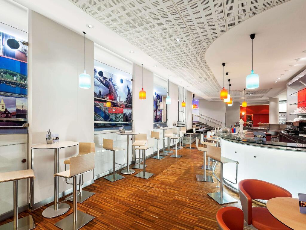 hotel image 11