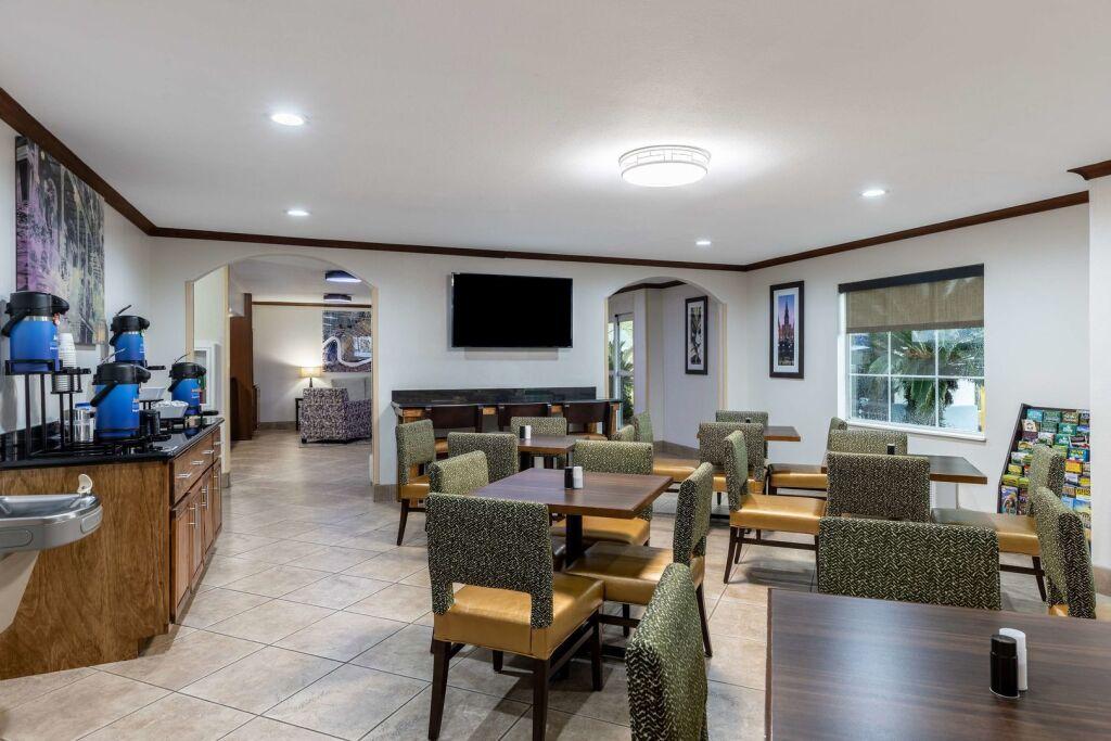 hotel image 35