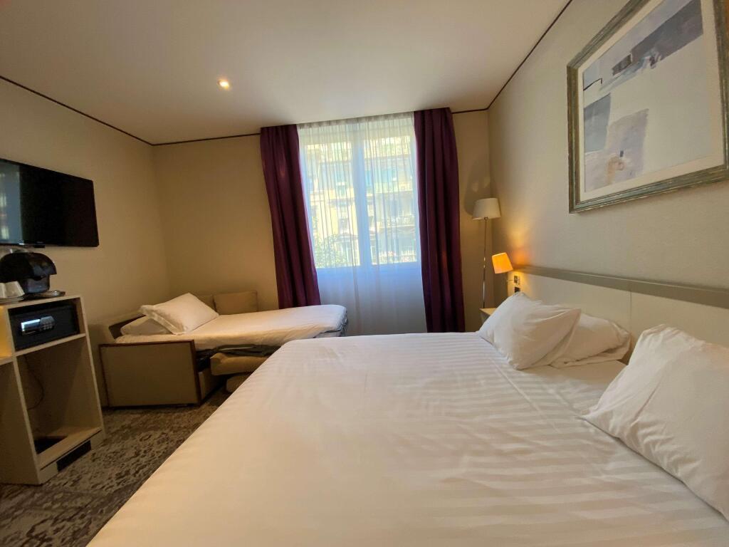 hotel image 13