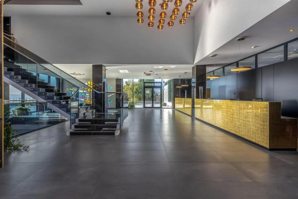 hotel image 10