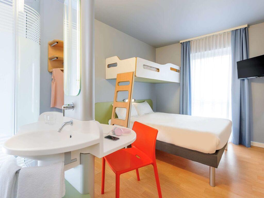 hotel image 11