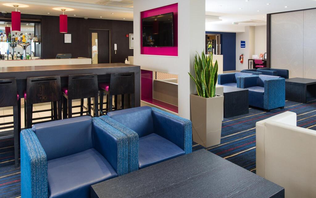 hotel image 10