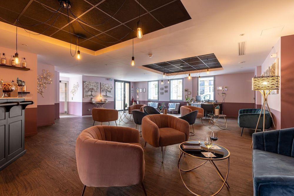 hotel image 9