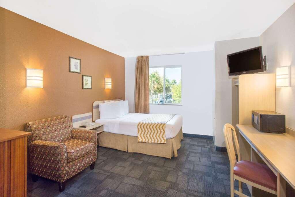hotel image 13