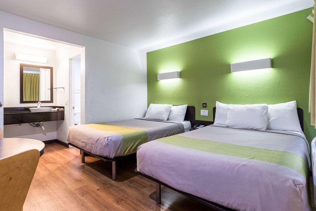 hotel image 12