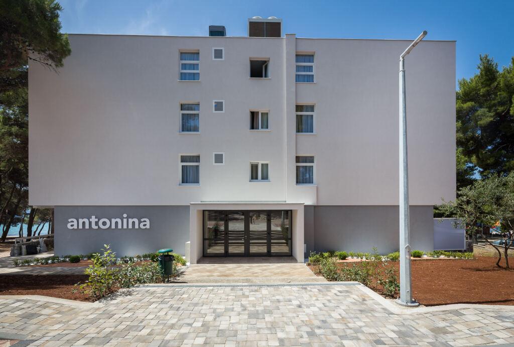 hotel image 9
