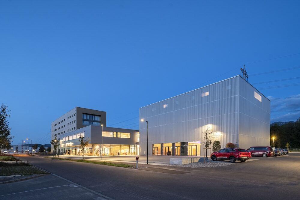 hotel image 16
