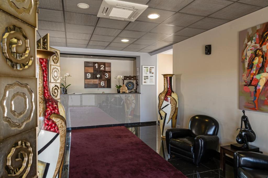hotel image 10