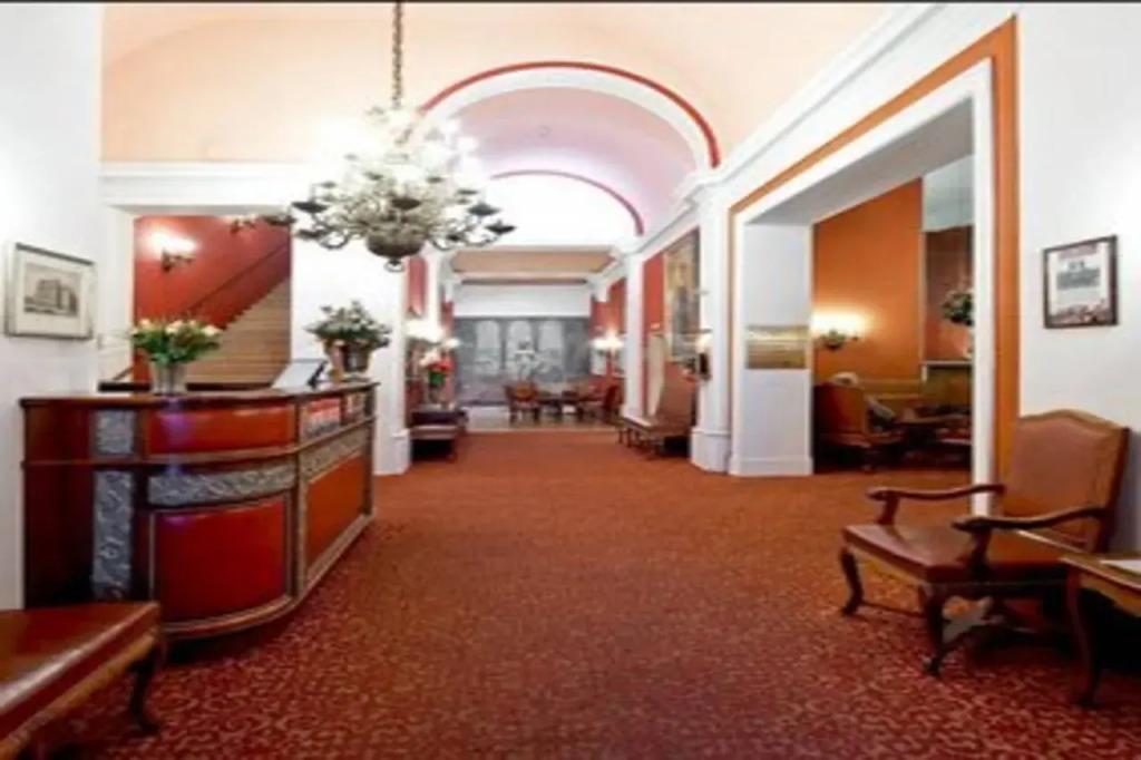 hotel image 32