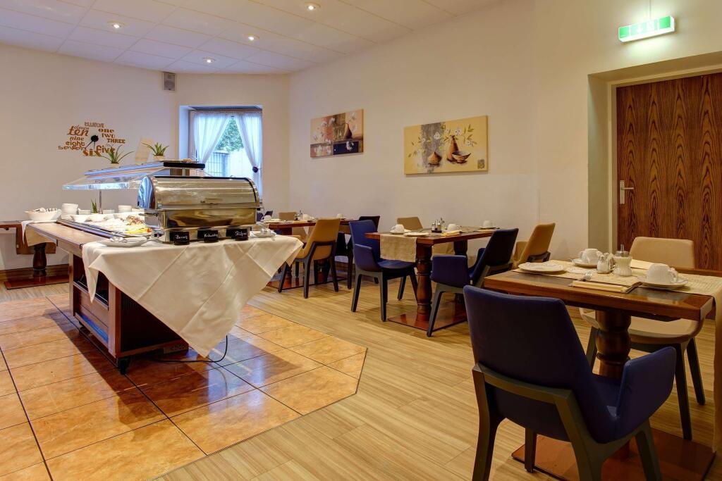 hotel image 11