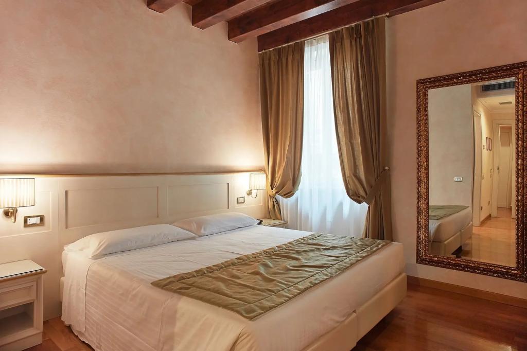 hotel image 39