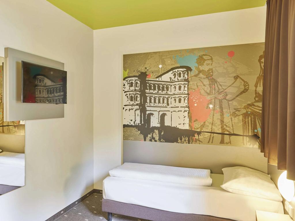 hotel image 11