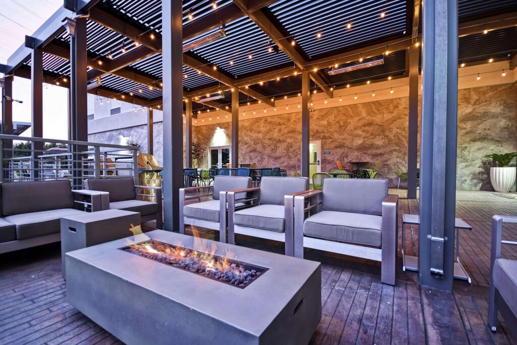 hotel image 12