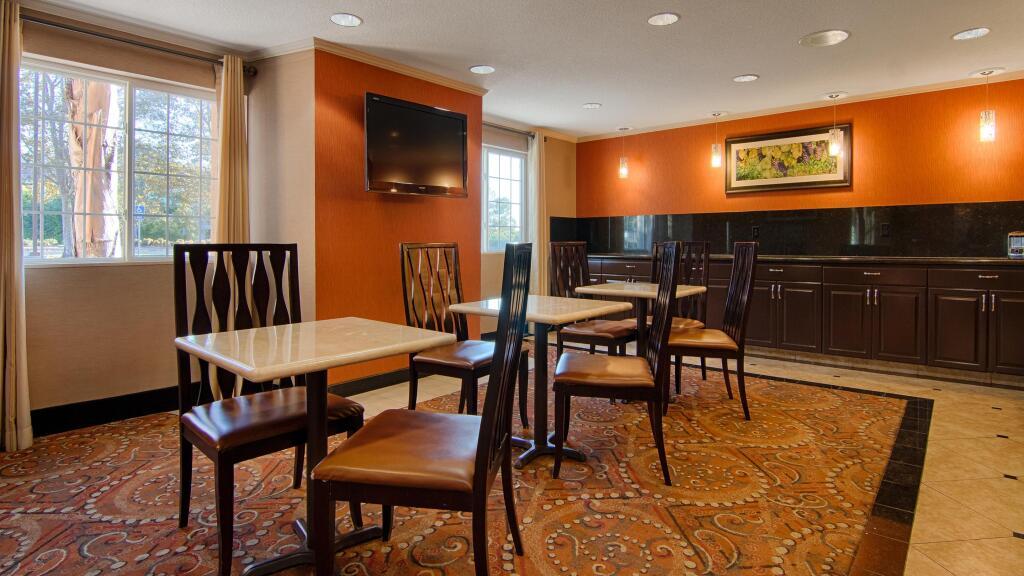 hotel image 10