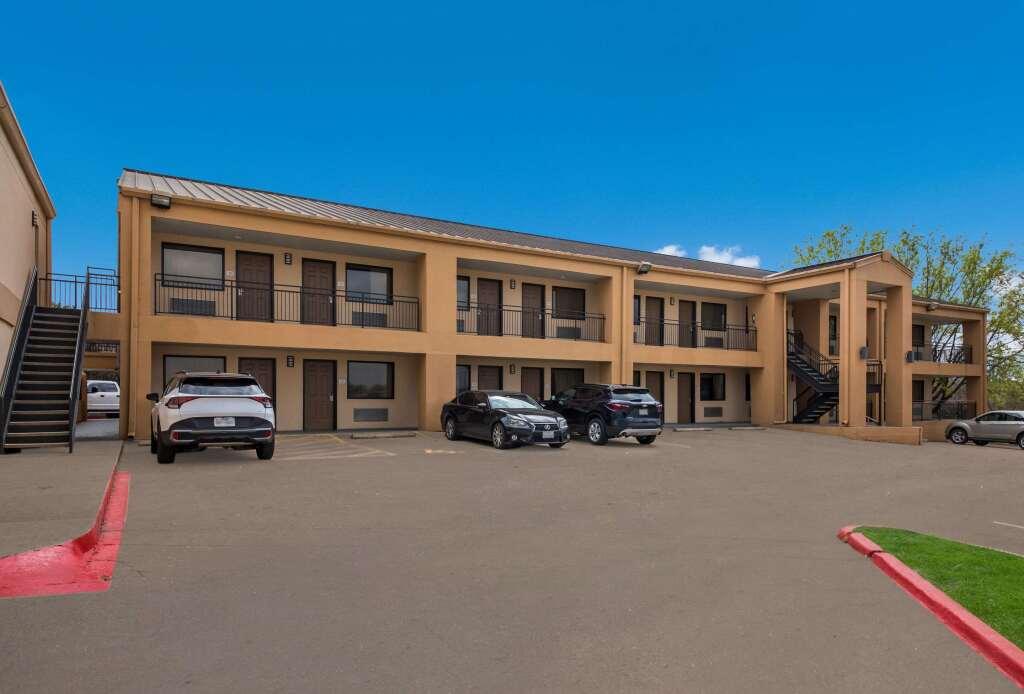 hotel image 7