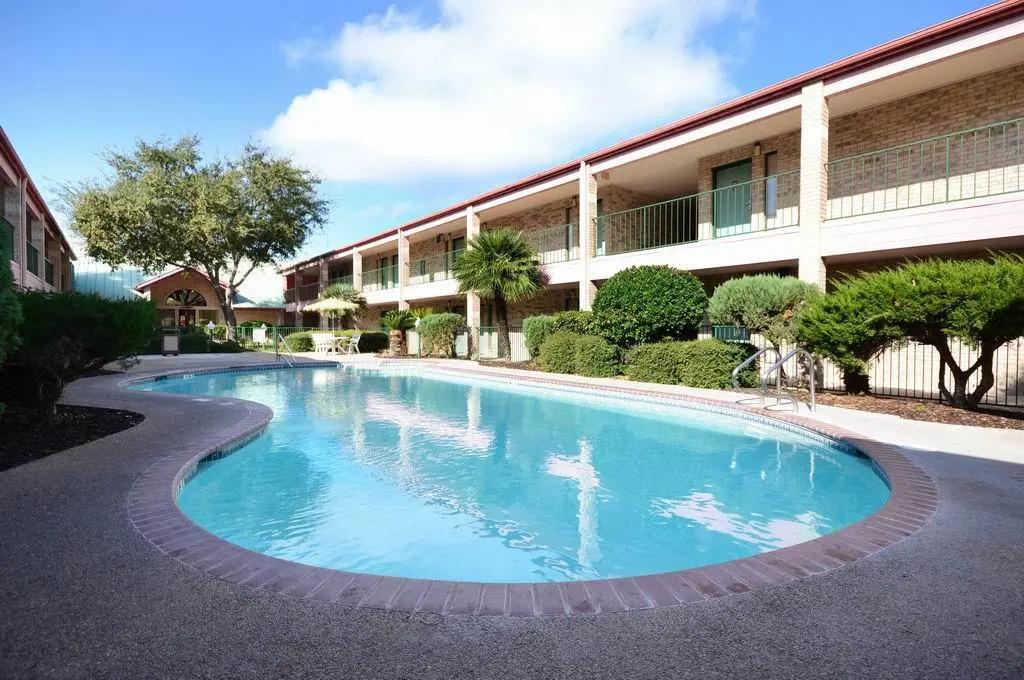 hotel image 12