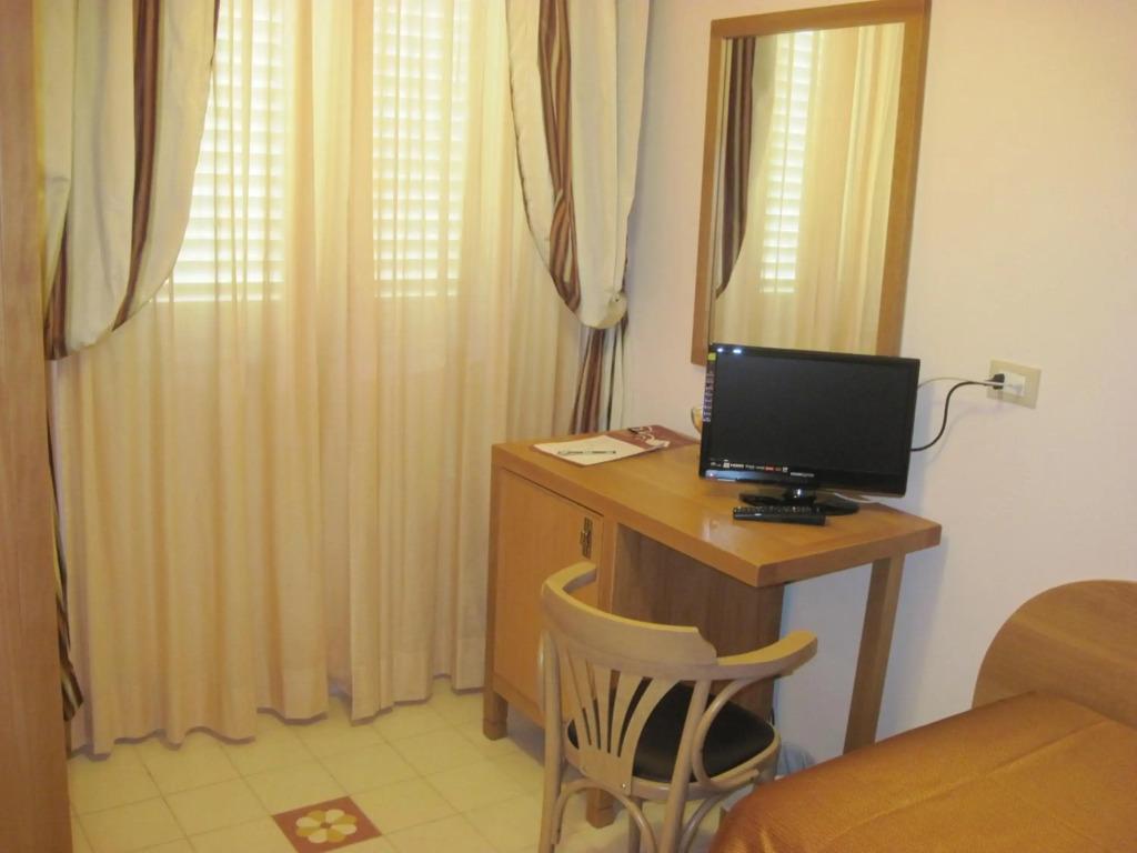 hotel image 10