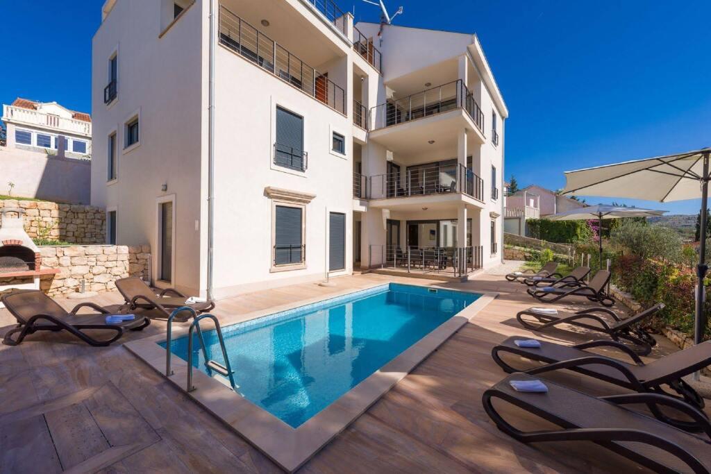 hotel image 16