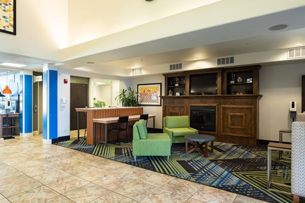 hotel image 8