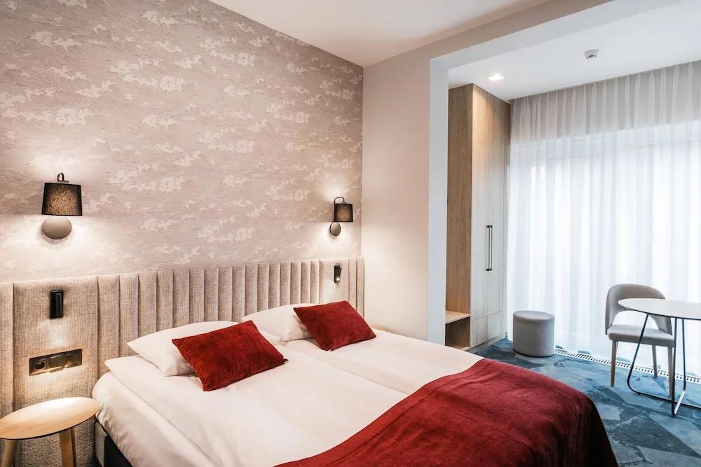 hotel image 8