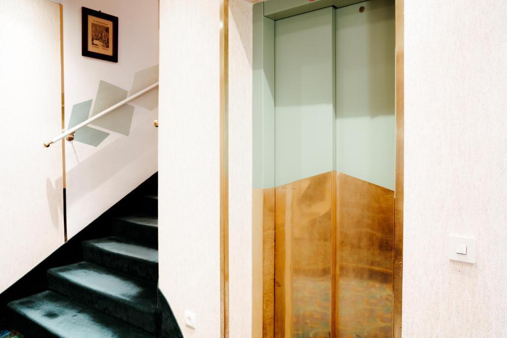 hotel image 9