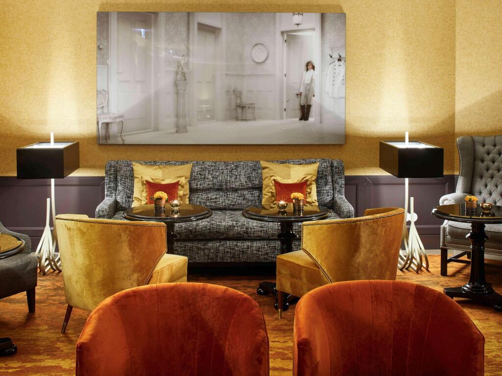 hotel image 9