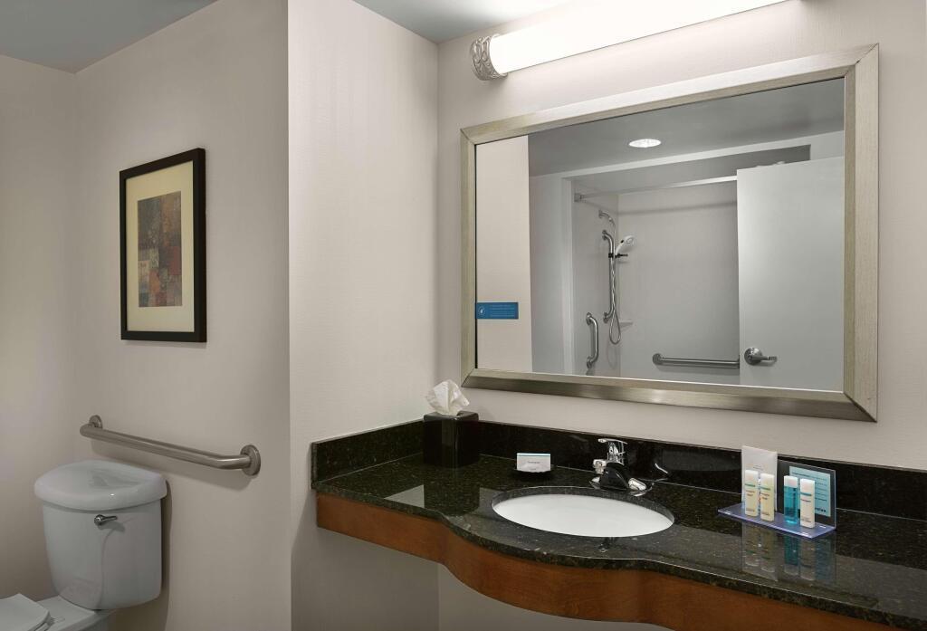 hotel image 13