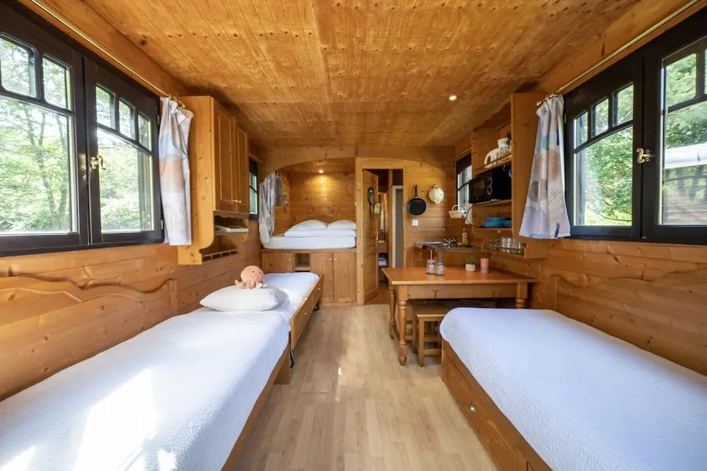 hotel image 16