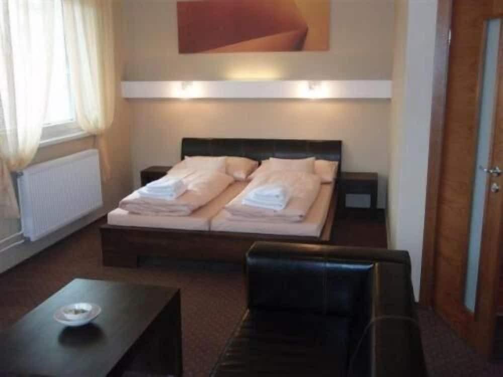 hotel image 10