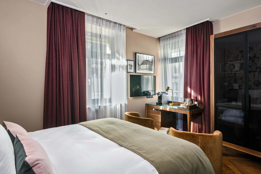 hotel image 13