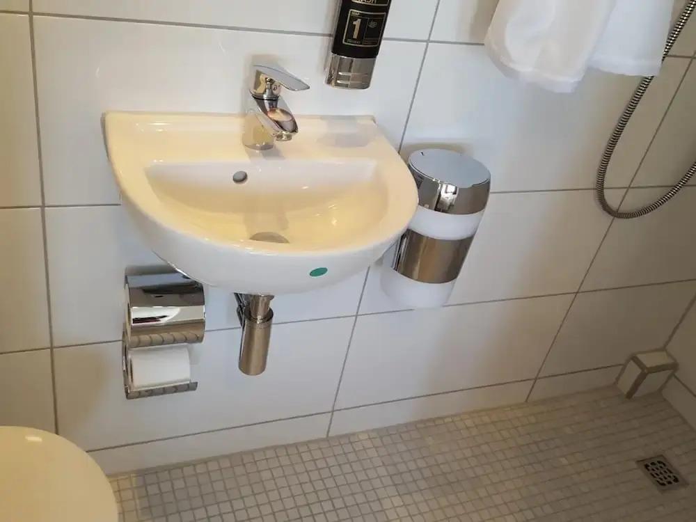 hotel image 16