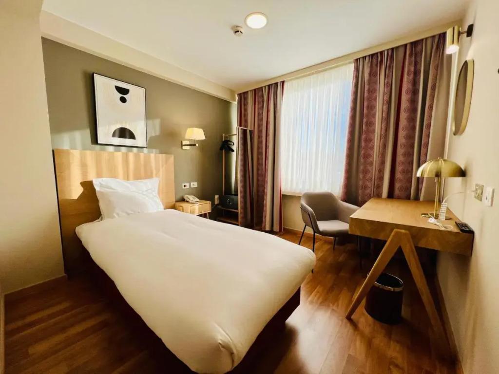 hotel image 9