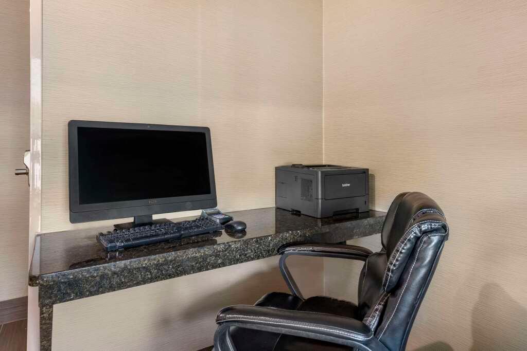 hotel image 11