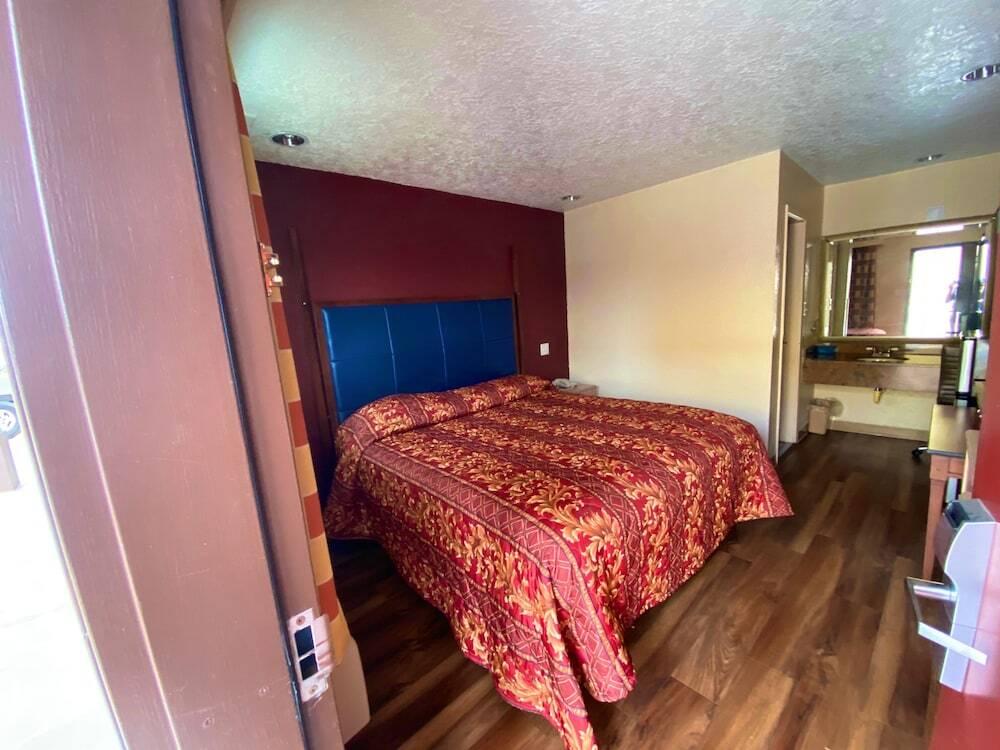 hotel image 16