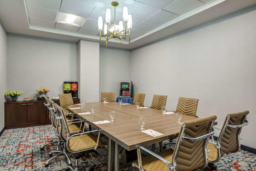 hotel image 10