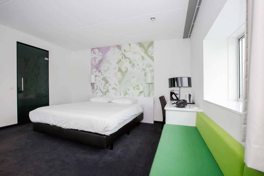 hotel image 13