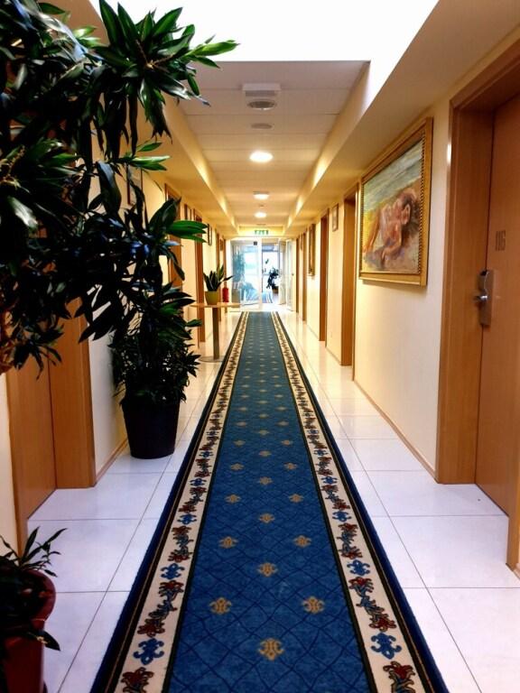 hotel image 32