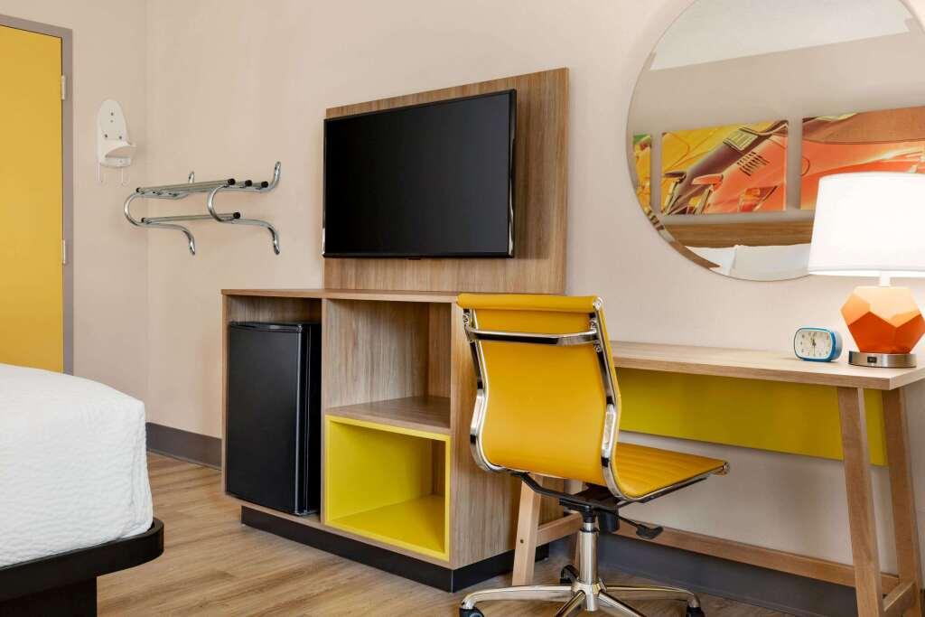 hotel image 6