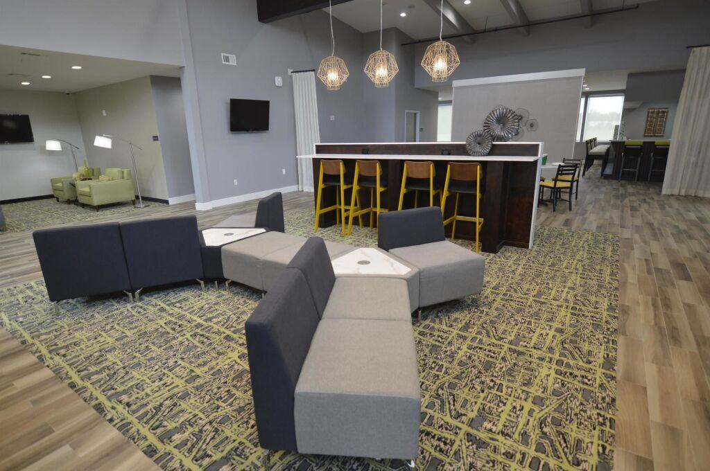 hotel image 9